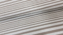 Jersey verschieden breite hellbraune Streifen auf grau meliertem Untergrund